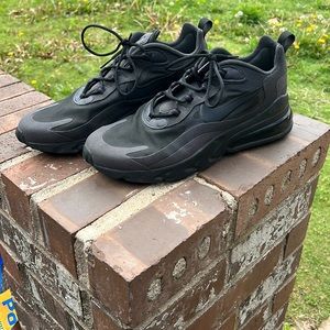 Nike air Max 270 react 70 react men's casual running shoes size 12
